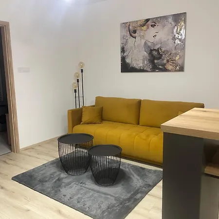 Apartment Home-city *